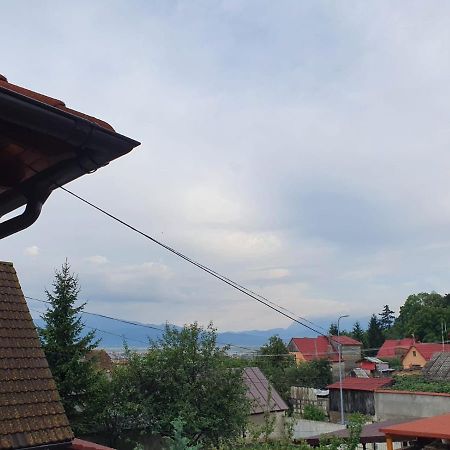 Apartament La Casa In Curte Comuna Lägenhet Codlea Exteriör bild