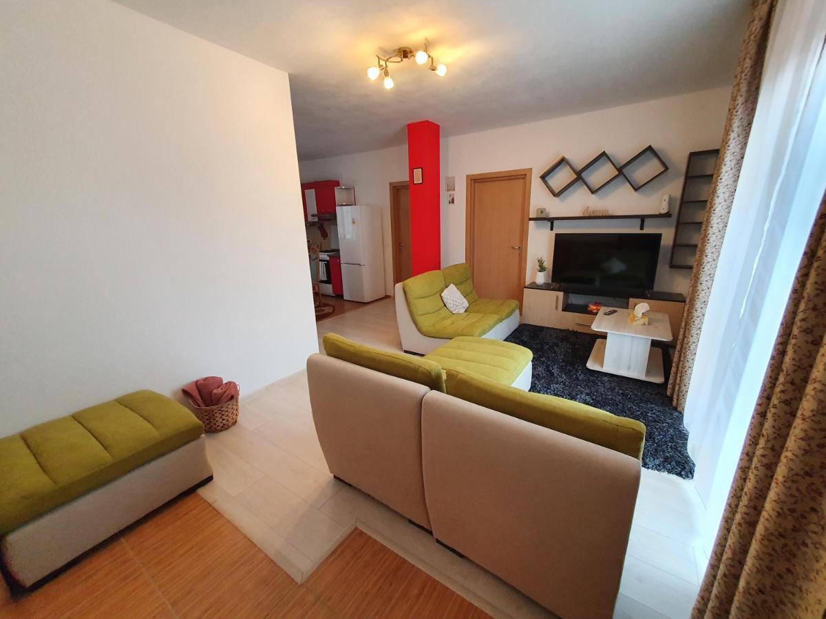 Apartament La Casa In Curte Comuna Lägenhet Codlea Exteriör bild